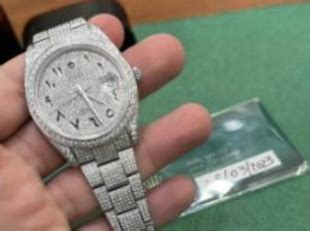 corona rolex rubato|Rolex rubato, la star dei social se ne accorge: come .